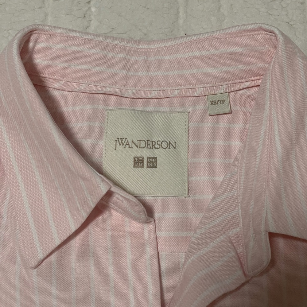 Uniqlo Light Pink Striped Button-Down Shirt - Picture 3 of 7